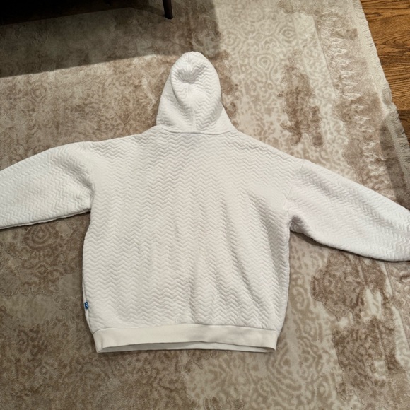 Adidas white Hoodie women’s Small Quilted with front pocket -glossy lettering - Picture 4 of 8